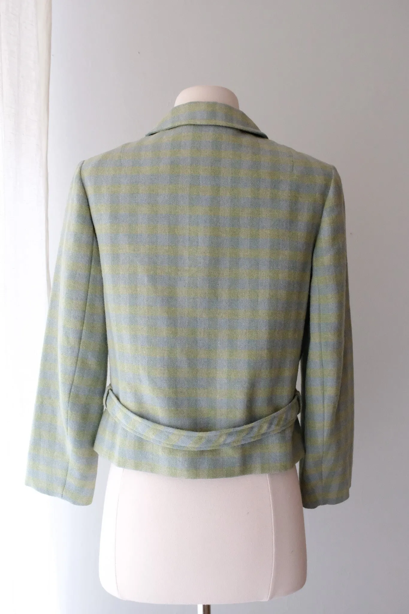 Adorable 1960's Mint Green & Periwinkle Cropped Wool Jacket / Sz M