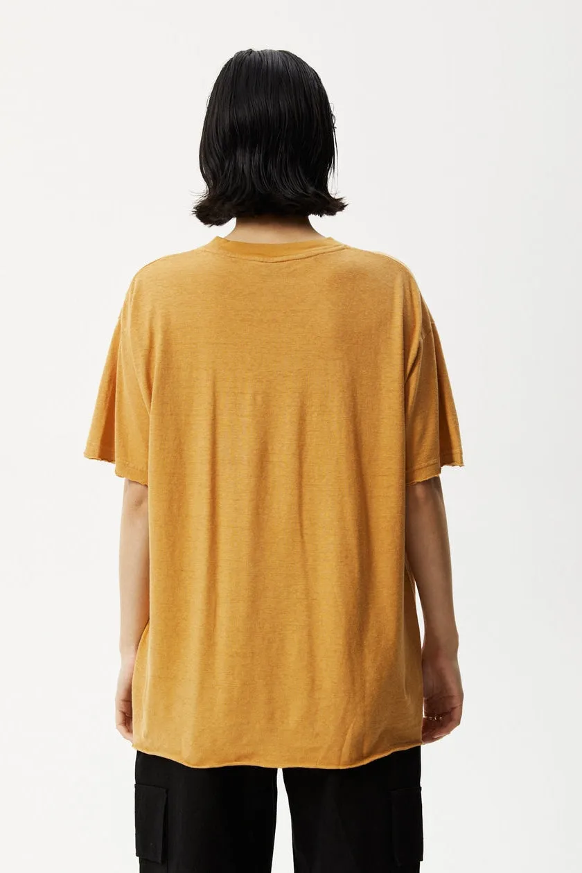 Day Dream Slay Oversized Graphic T-Shirt - Mustard