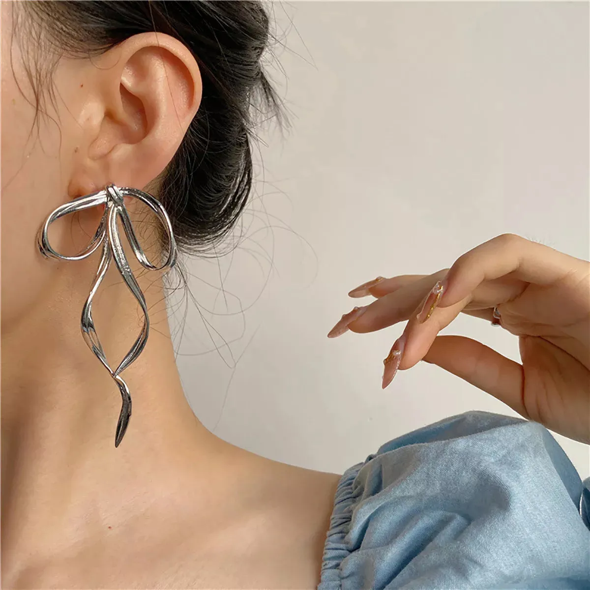 Getadme Korean Design Fashion Simple Silver Color Metal Line Bow Earrings Elegant Big Long Bowknot Drop Earrings Female