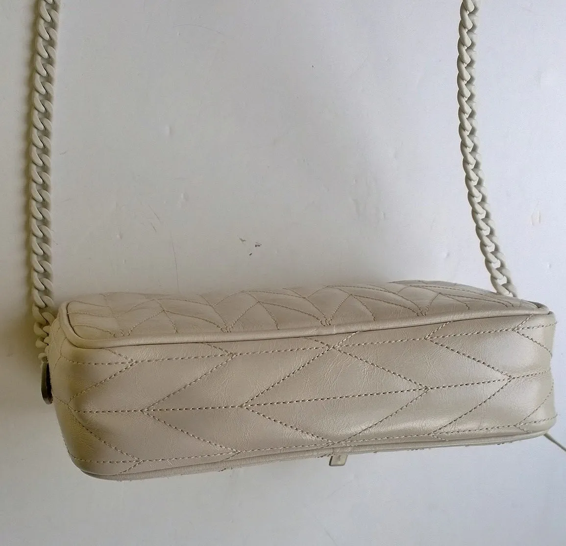 Miu Miu Matelassé Enamel Chain Bag in Cream Patent Leather Trapuntato Bandoleer