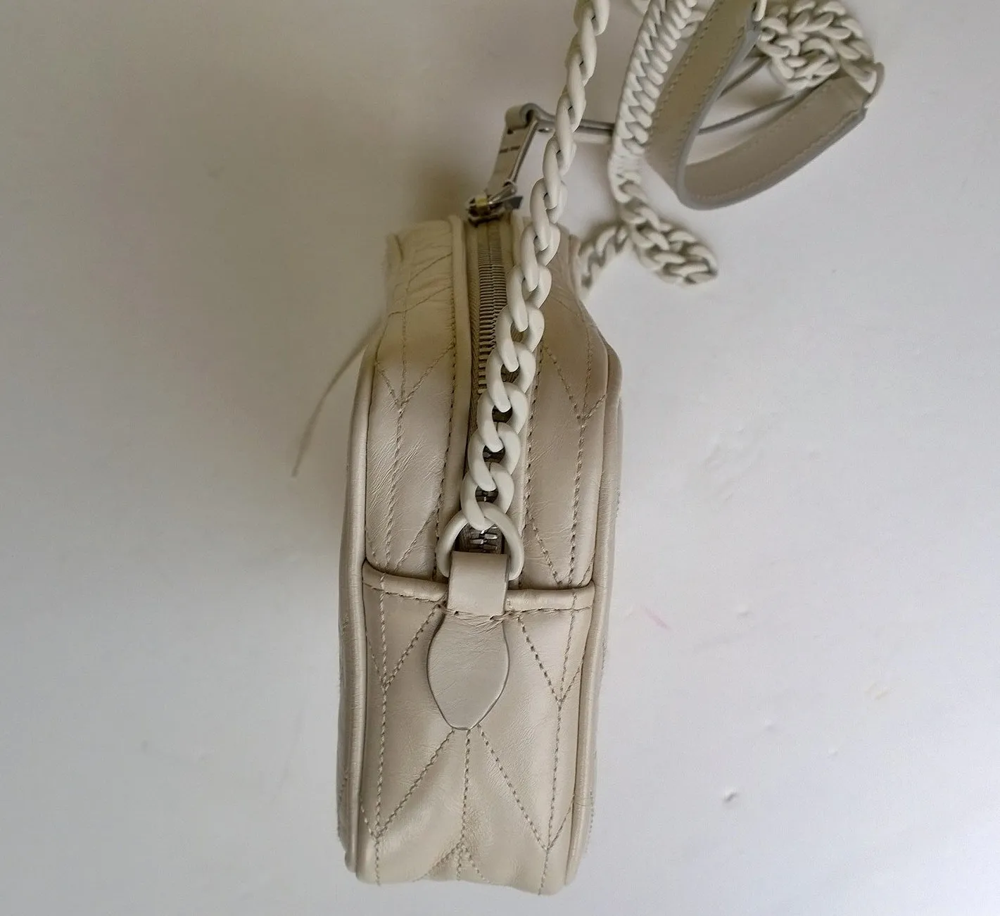 Miu Miu Matelassé Enamel Chain Bag in Cream Patent Leather Trapuntato Bandoleer