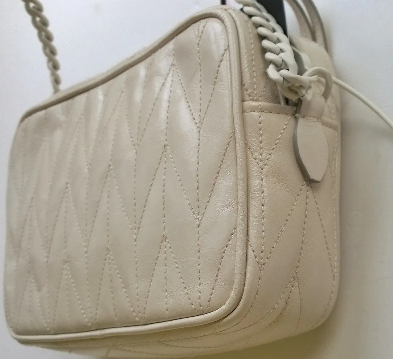 Miu Miu Matelassé Enamel Chain Bag in Cream Patent Leather Trapuntato Bandoleer