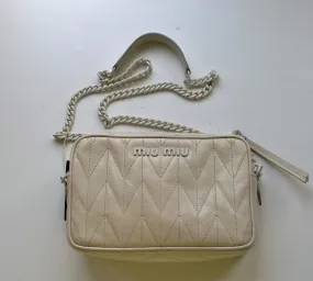 Miu Miu Matelassé Enamel Chain Bag in Cream Patent Leather Trapuntato Bandoleer